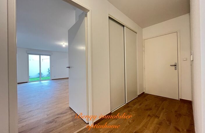Appartement avec jardin — photo 4