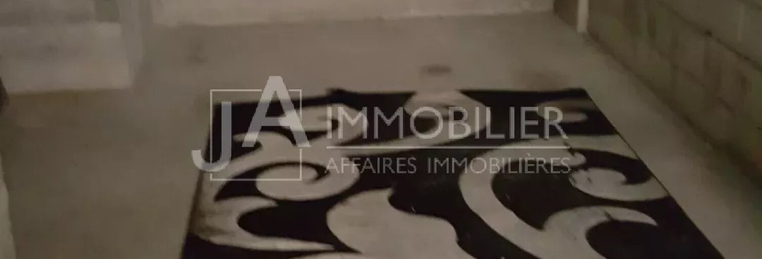 Garage   m² à louer à Nice (06000)