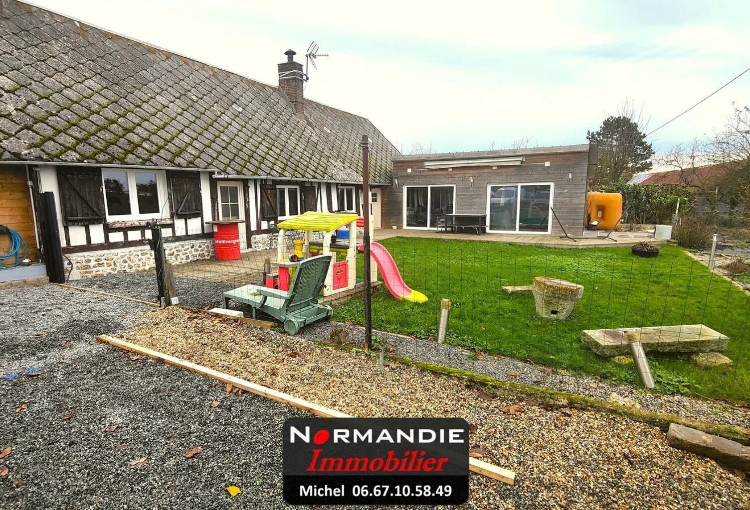 Maison Plain-Pied à St-Martin de l'If. — photo 1