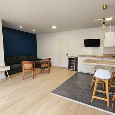 Appartement 3 pièces 961 €