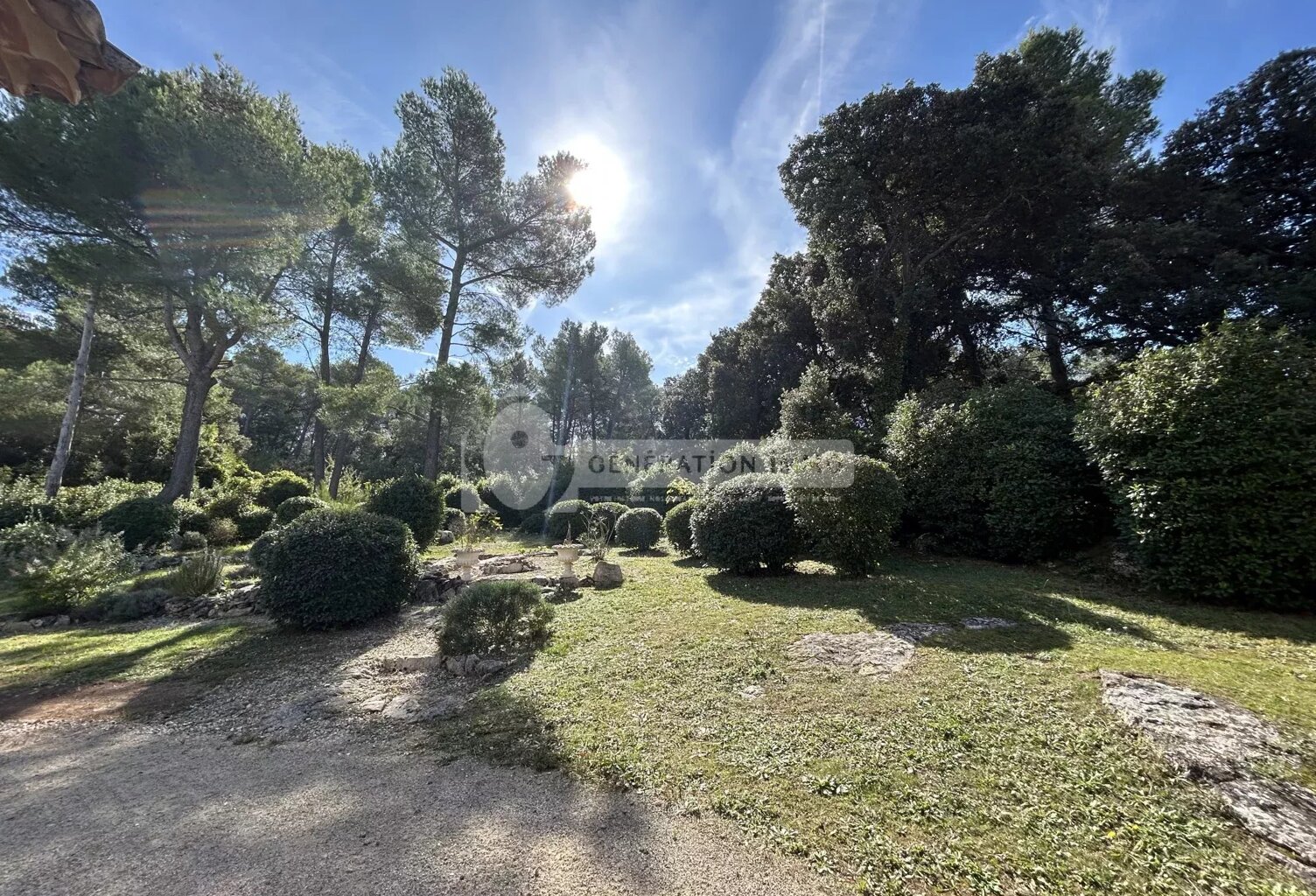 Maison traditionnelle 4 ch avec vue dégagée - Fontvieille — photo 1