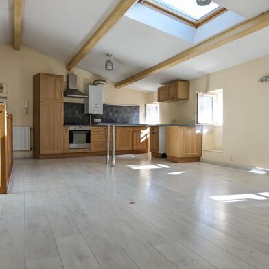 Appartement 3 pièces 630 €