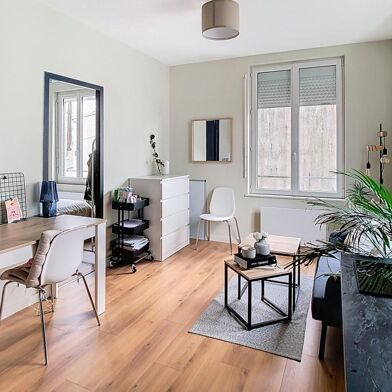 Appartement 2 pièces 554 €