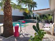 Maison À Vendre  La Teste-de-Buch 33260 : Maison avec piscine + Dépendance T2+ garages — photo 2