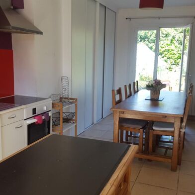 Maison 3 pièces 1050 €