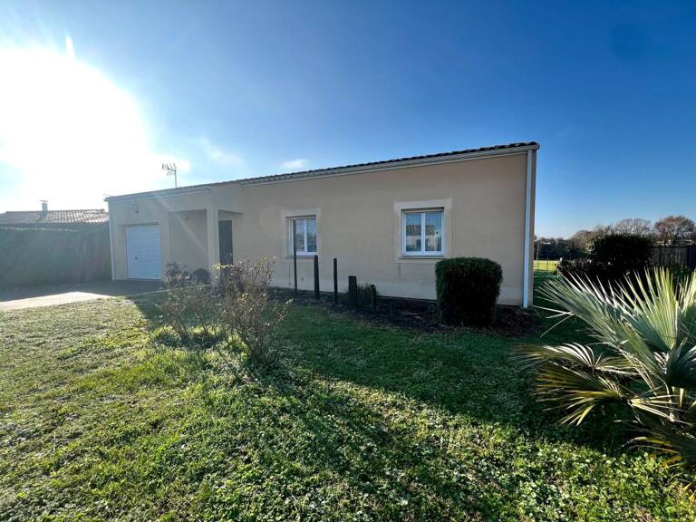 Maison À Vendre PISANY 2 chambres + 1 bureau 120m2 de plain-pied — photo 1