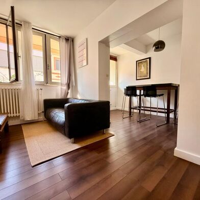 Appartement 2 pièces 700 €