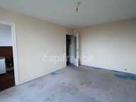 Département du Finistère (29), à vendre à QUIMPER, studio de 27,29 m² habitables  - Balcon - Cave — photo 2