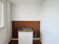 Département du Finistère (29), à vendre à QUIMPER, studio de 27,29 m² habitables  - Balcon - Cave — photo 3