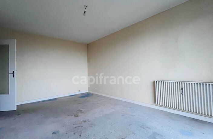Département du Finistère (29), à vendre à QUIMPER, studio de 27,29 m² habitables  - Balcon - Cave — photo 4
