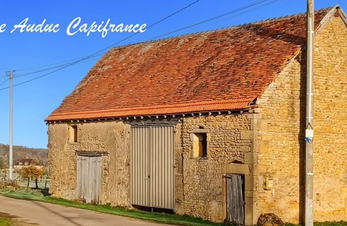 Entre Charolles, La Clayette et Paray le Monial, ancien corps de ferme en pierres, à rénover, sur parcelle de terrain de 900 m² environ — photo 2