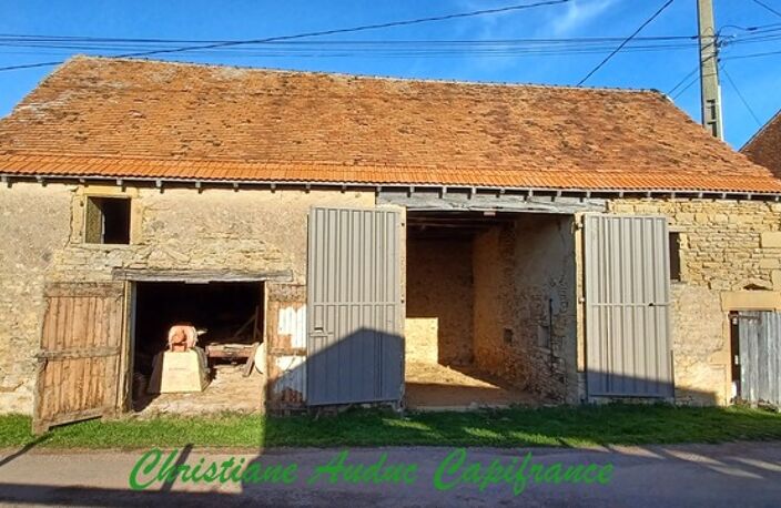 Entre Charolles, La Clayette et Paray le Monial, ancien corps de ferme en pierres, à rénover, sur parcelle de terrain de 900 m² environ — photo 4