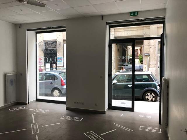 Dpt Rhône (69), à louer LYON 1ER Local commercial de 35m2 rue des capucins — photo du bien
