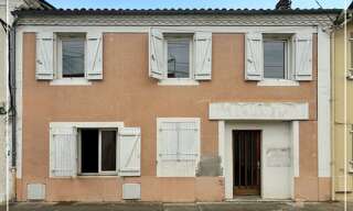 Immeuble  140 m² à vendre à Mont-de-Marsan (40000)