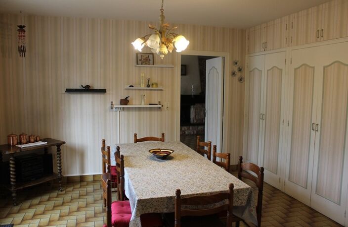 Maison à vendre 7 pièces avec 6 chambres à CHOLET (49) — photo 3
