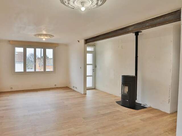 Maison à vendre 6 pièces LA ROCHE SUR YON (85) — photo du bien