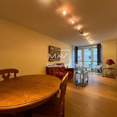 Appartement 3 pièces 1180 €