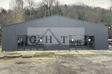 Local industriel  2500 €