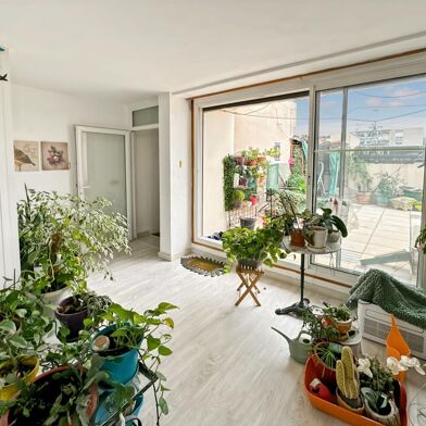 Appartement 5 pièces 308600 €