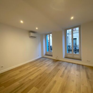 Appartement 4 pièces 750 €