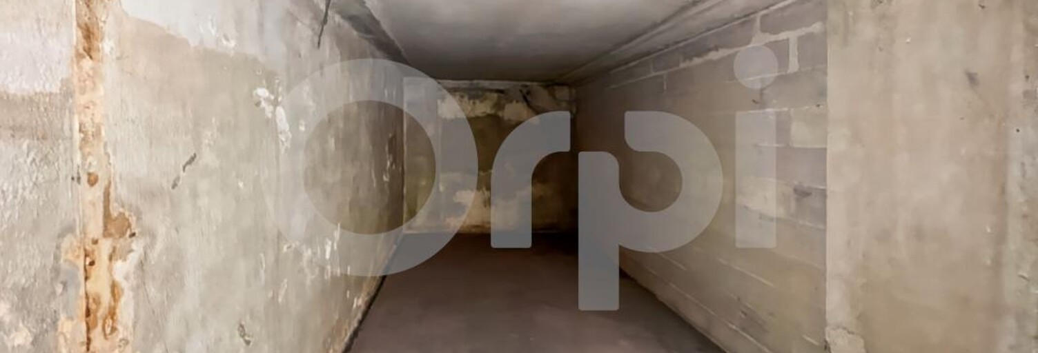 Commerce  14 m² à louer à Hyères (83400)