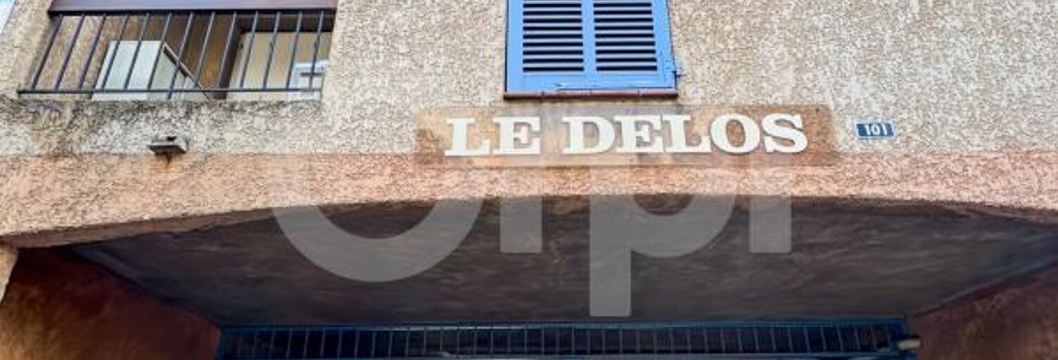 Commerce  14 m² à louer à Hyères (83400)