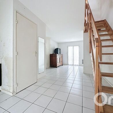 Appartement 4 pièces 128000 €