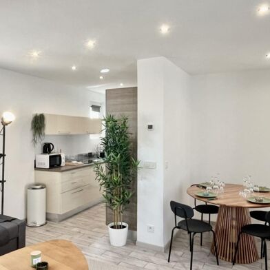 Appartement 3 pièces 850 €