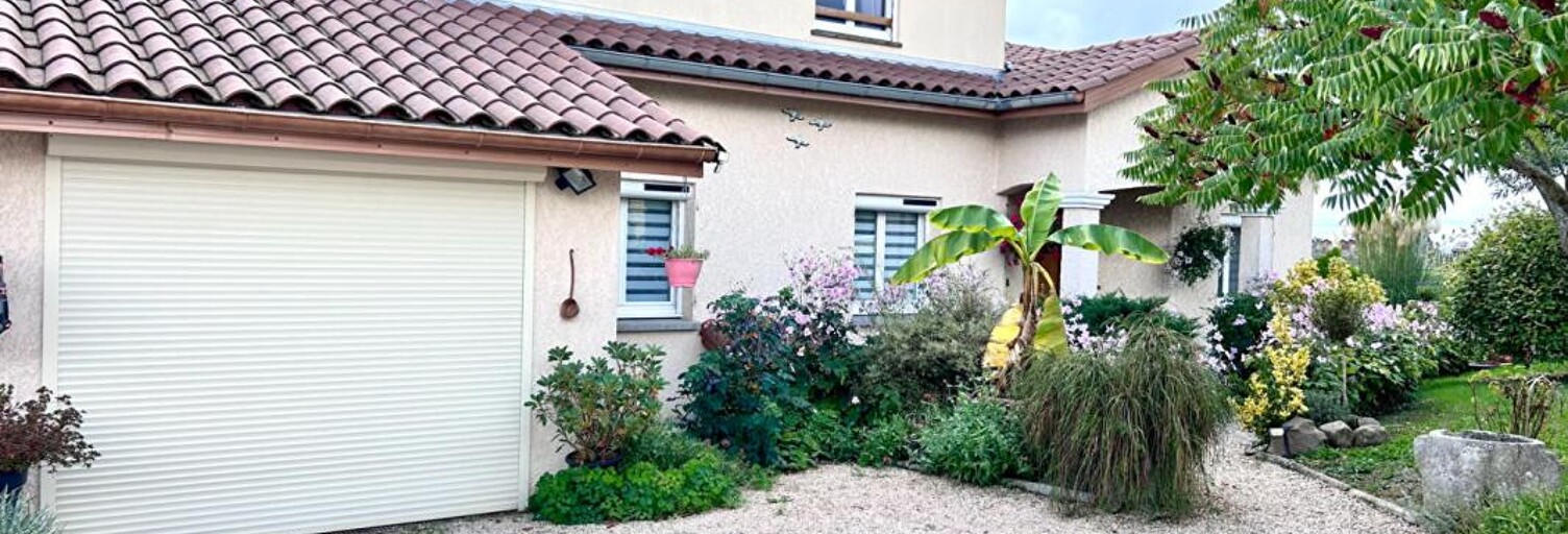 Maison 7 Pièces 158 m² à vendre à Saint-Laurent-de-Chamousset (69930)