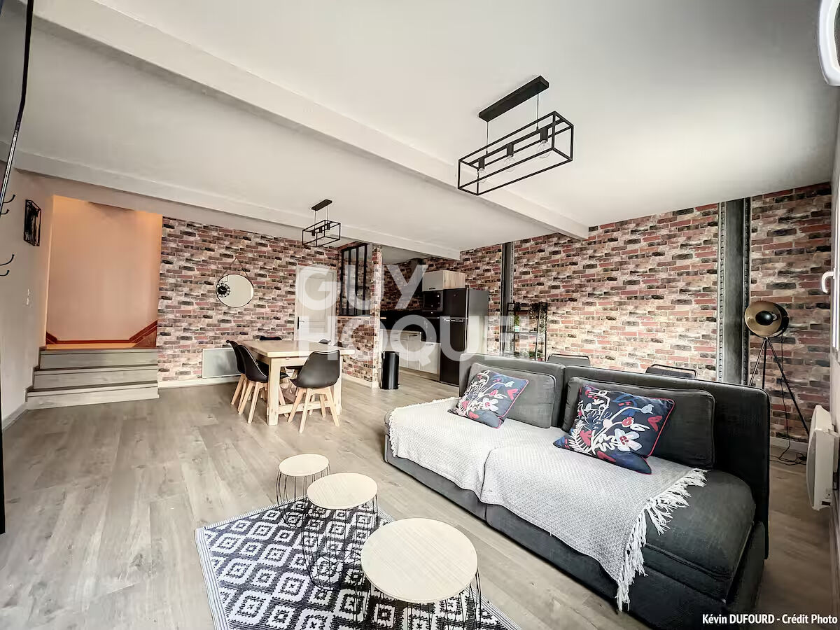 Villa / Maison  T4 à louer Pont-de-Labeaume 07380