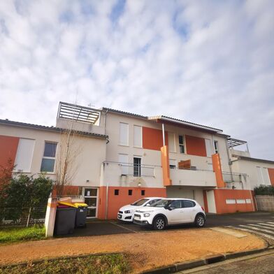 Appartement 2 pièces 609 €