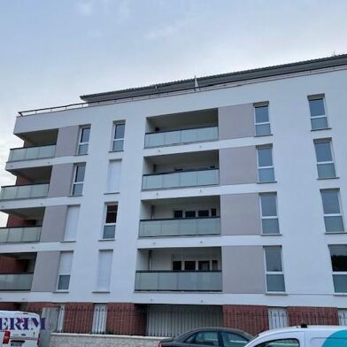 Appartement 3 pièces 761 €