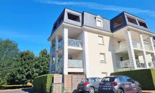 Garage   m² à louer à Saint-Cyr-sur-Loire (37540)