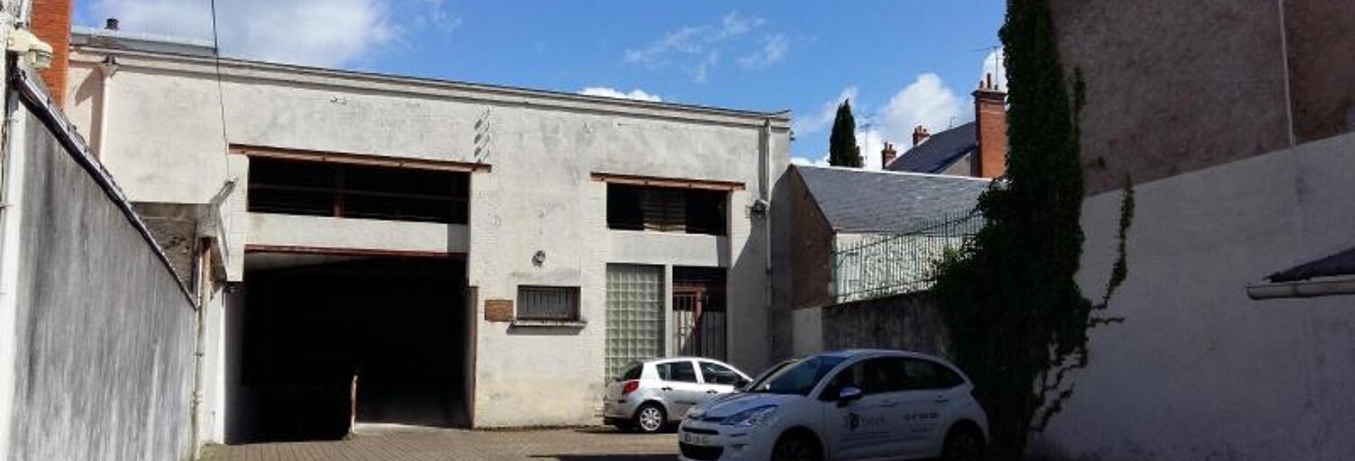 Garage   m² à louer à Tours (37000)