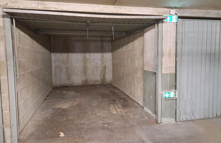 Location garage   à Tours (37000) — photo 2