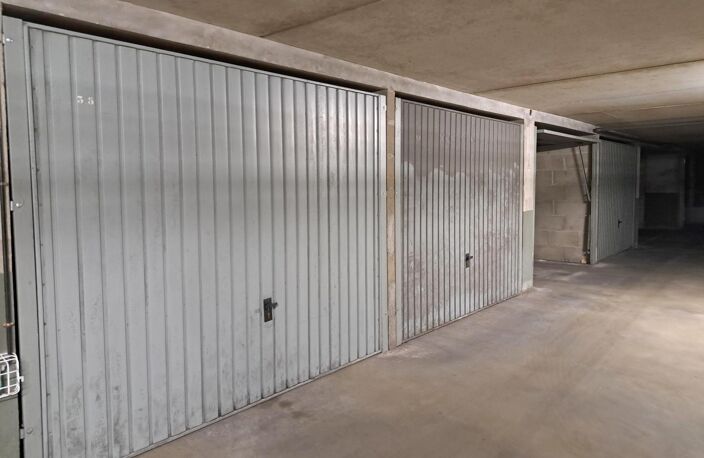 Location garage   à Tours (37000) — photo 3