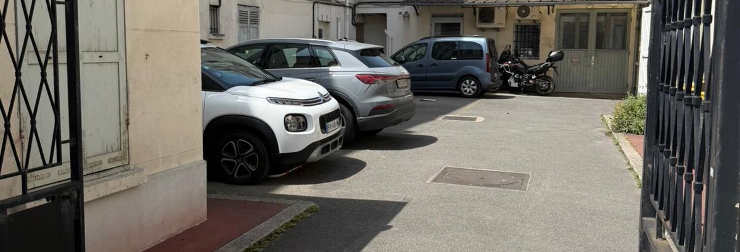 Garage   m² à louer à Charenton-le-Pont (94220)
