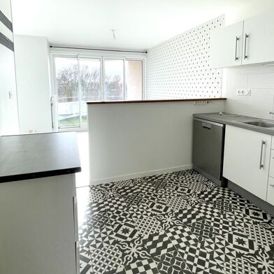 Appartement 3 pièces 820 €