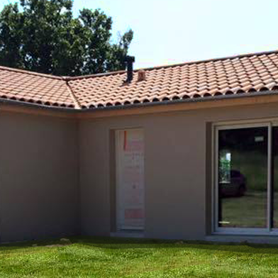 Maison 4 pièces 1090 €