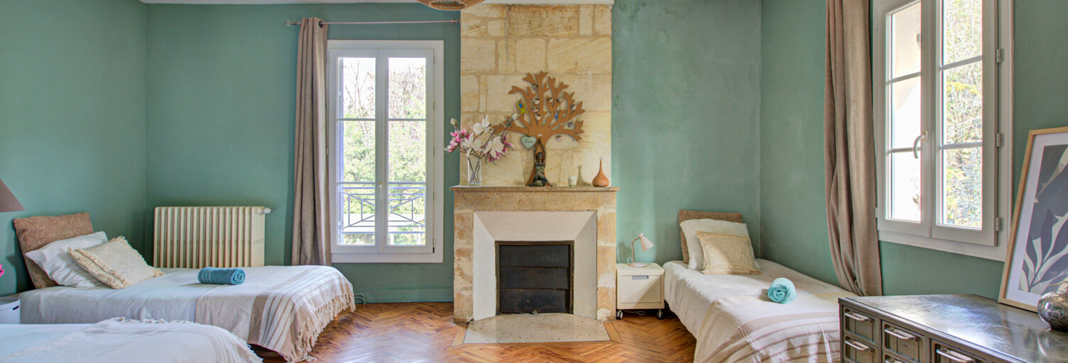 Maison 11 Pièces 401 m² à vendre à Carignan-de-Bordeaux (33360)