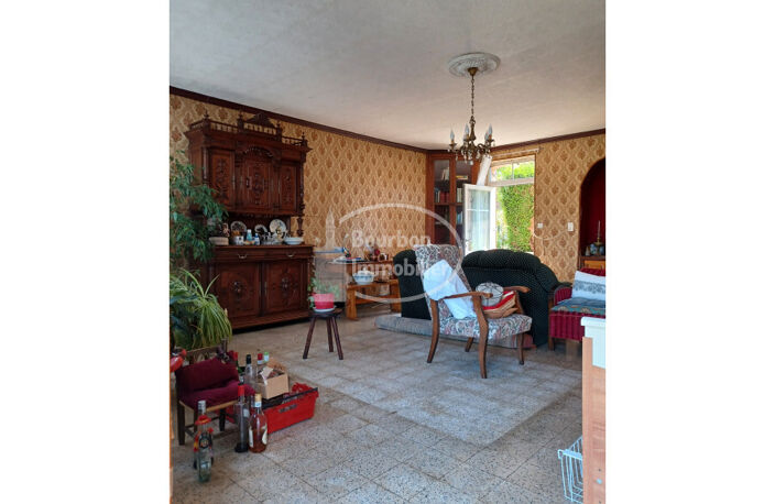 Vente maison 7 pièces 135 m² Neuvy-Grandchamp (71130) — photo 2