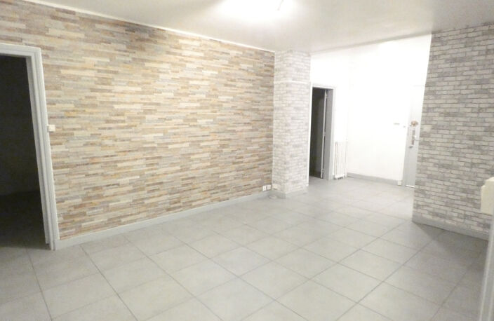 T3 ASCENSEUR BALCON — photo 2