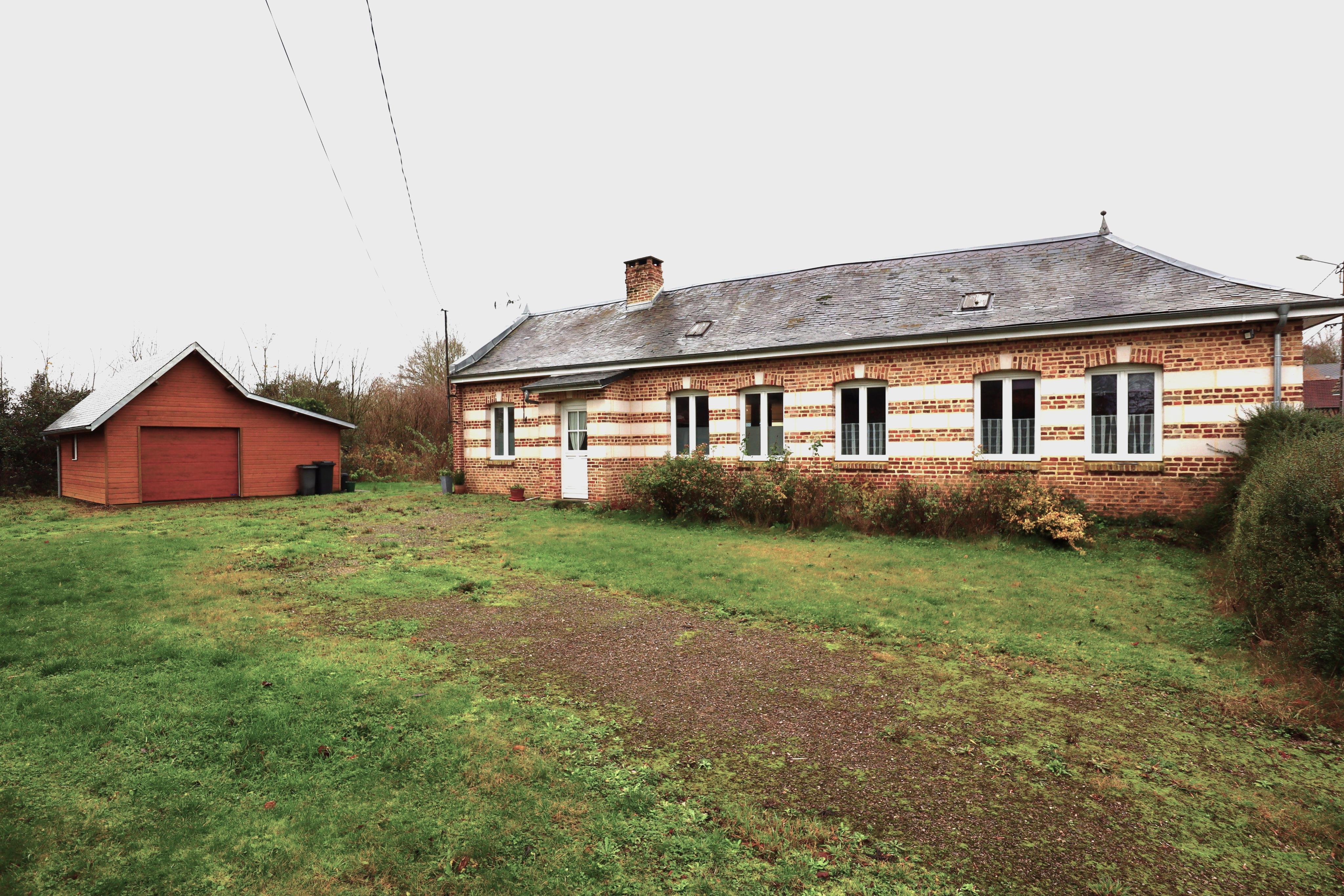 Longère de plain-pied rénovée de 125m², 3 chambres avec jardin