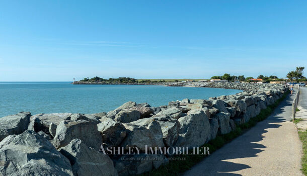 Villa / Maison 9 pièces  à vendre Rochelle (La) 17000