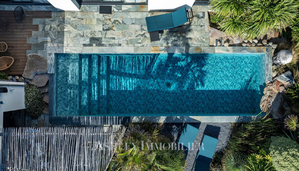 Villa / Maison 9 pièces  à vendre Rochelle (La) 17000