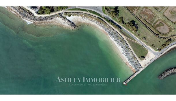 Villa / Maison 9 pièces  à vendre Rochelle (La) 17000