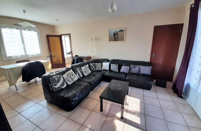 Ensemble immobilier 3 logements + jardin   centre L'Hermenau — photo 5