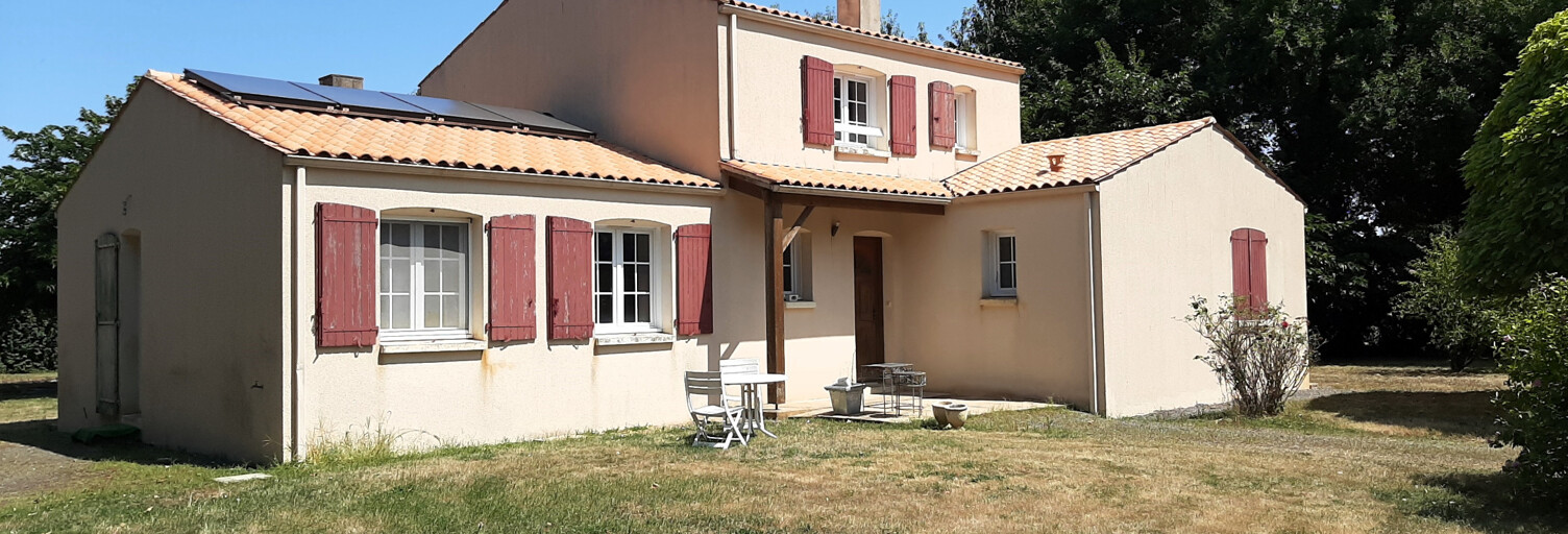 Maison 7 Pièces 153 m² à vendre à Petosse (85570)