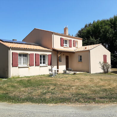 Maison 7 pièces 270000 €