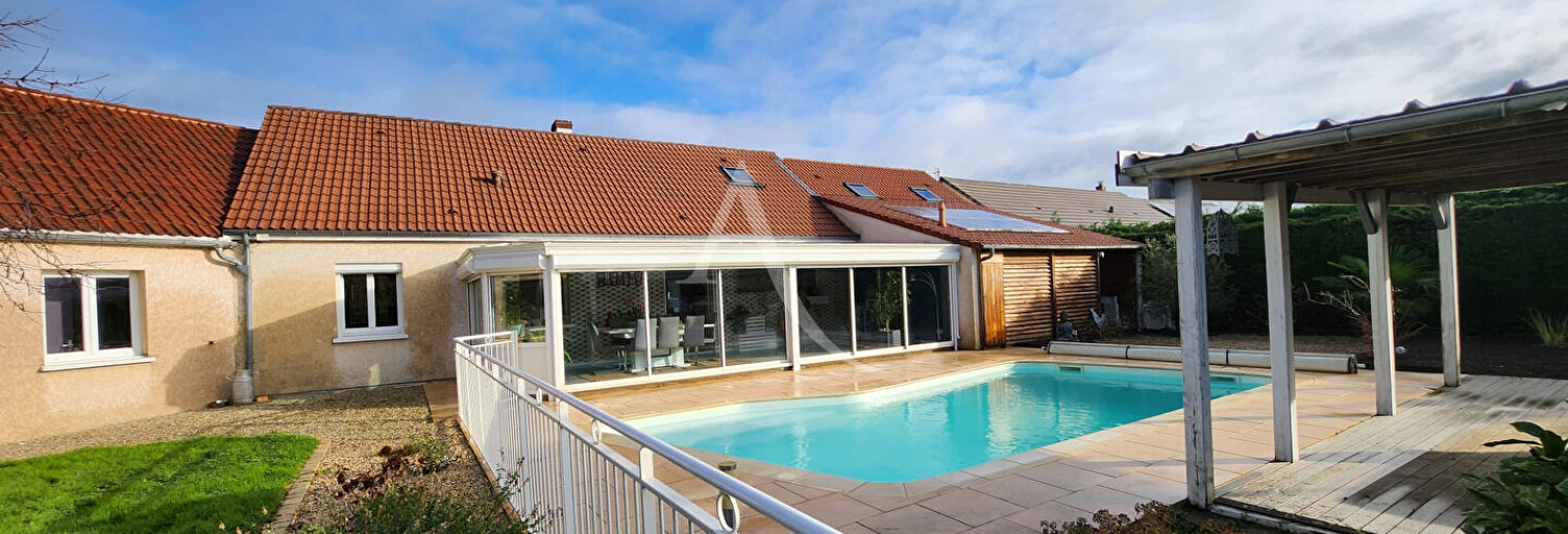 Maison 11 Pièces 224 m² à vendre à Vienne-en-Val (45510)